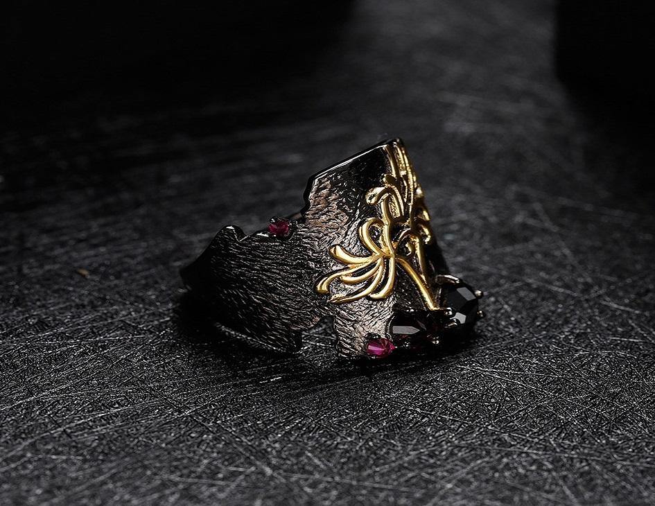 Handmade Equinox Flower Garnet Gemstones Ring