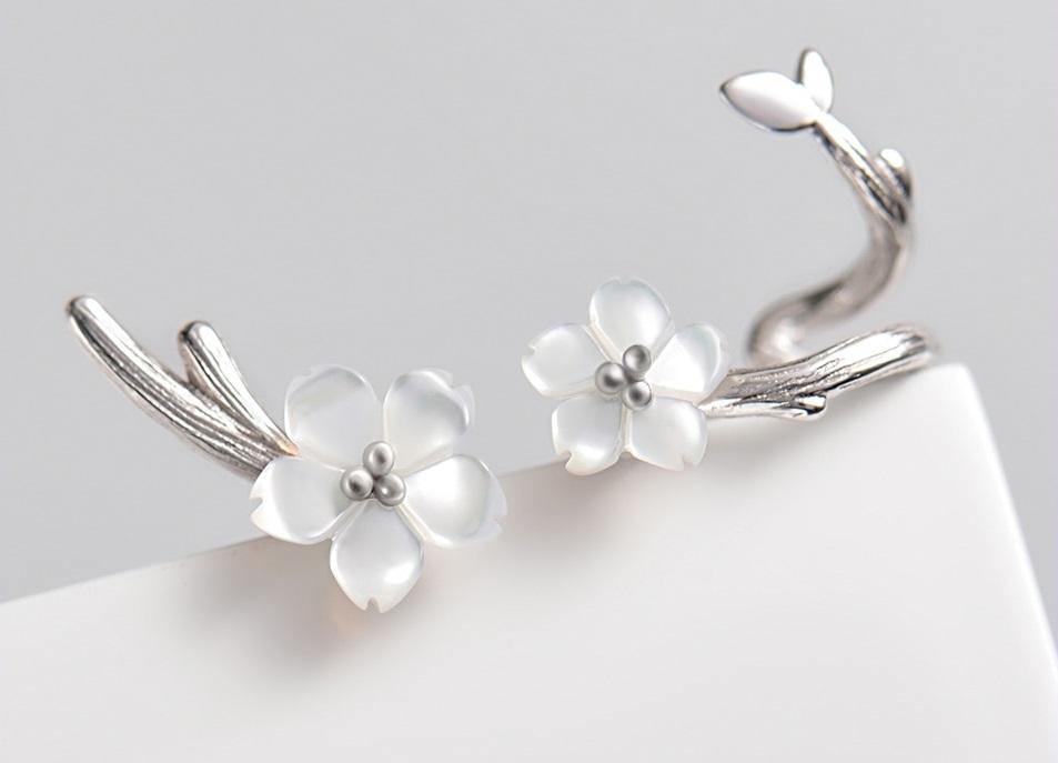 Silver Flower Round Cuff Earrings